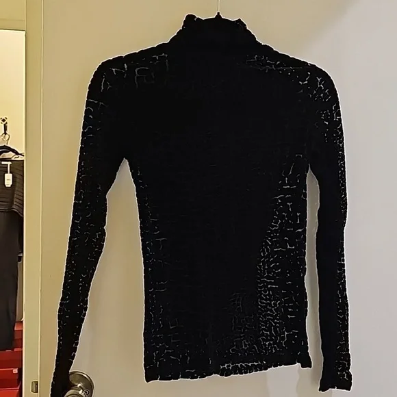 Turtleneck Express top - Picture 1 of 6